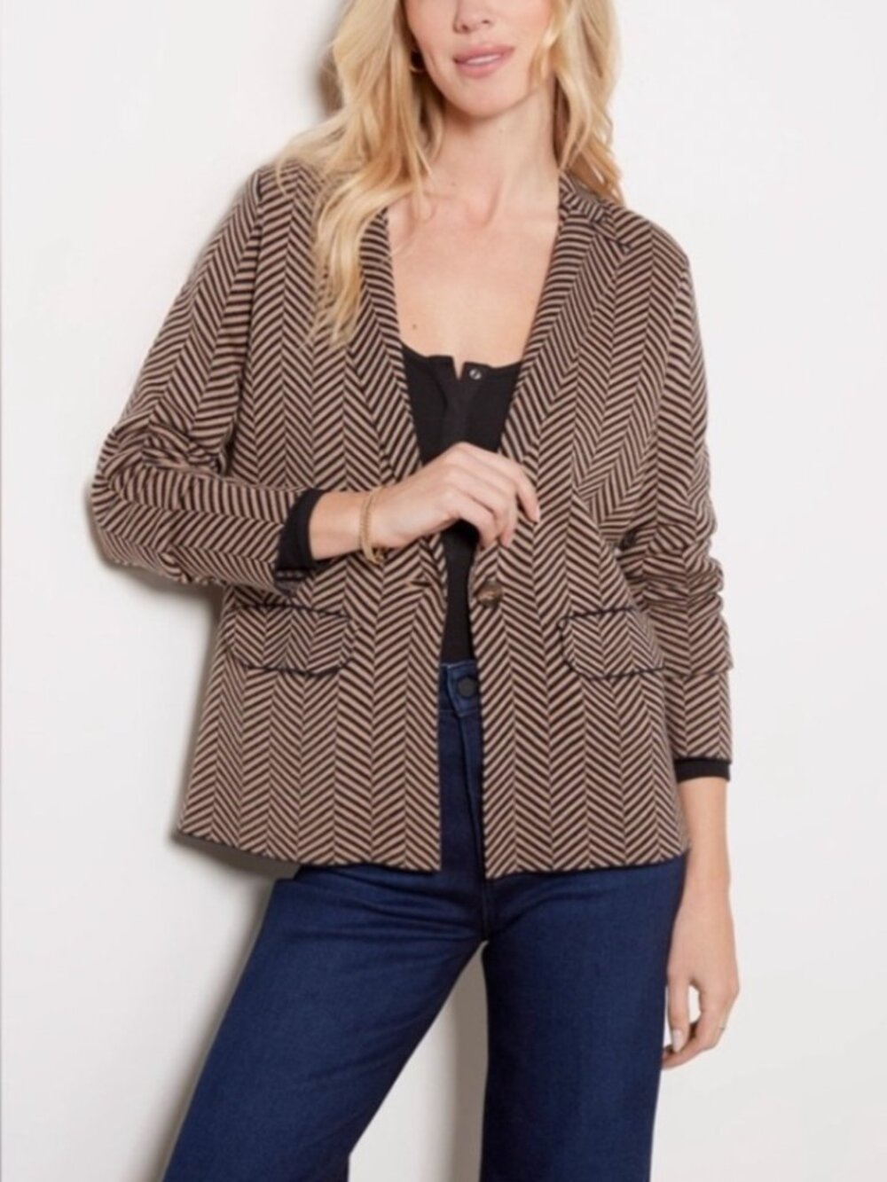 Evereve Knit Herringbone Chevron Sweater Blazer